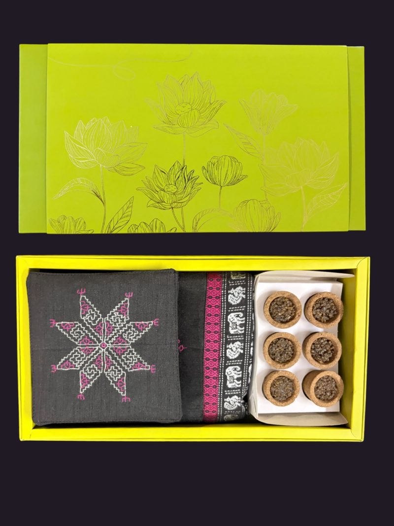 Kasuti Table Decor Gift Set