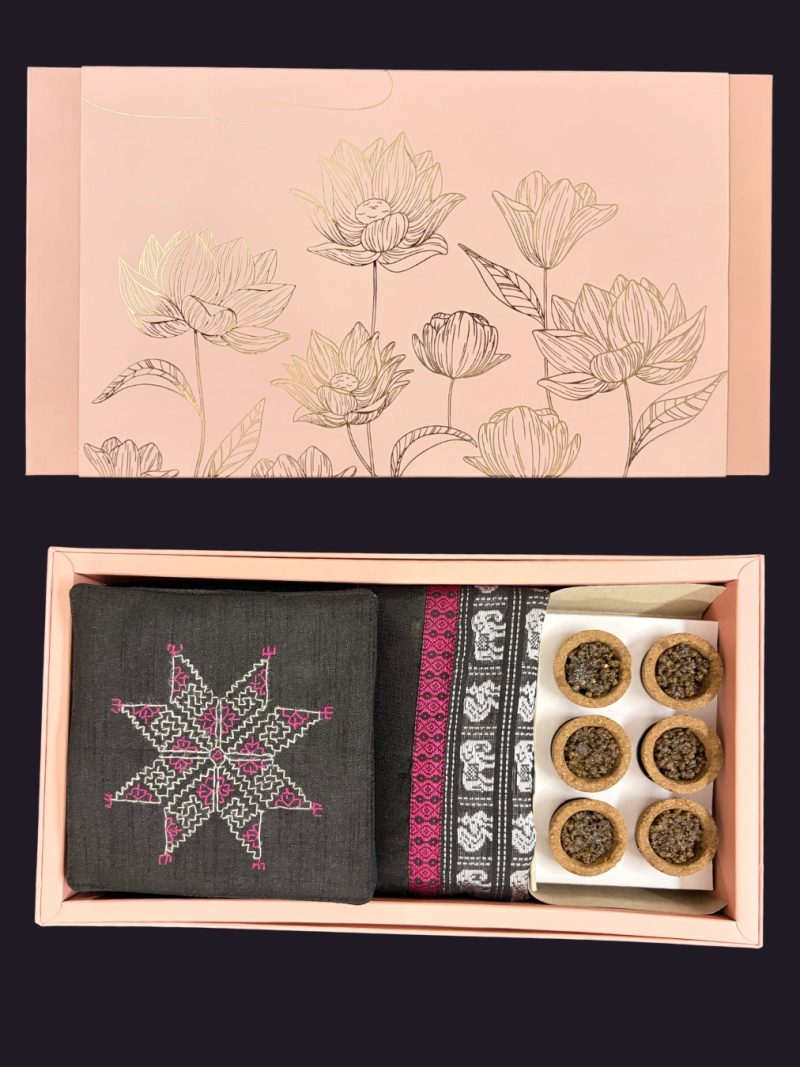 Kasuti Table Decor Gift Set